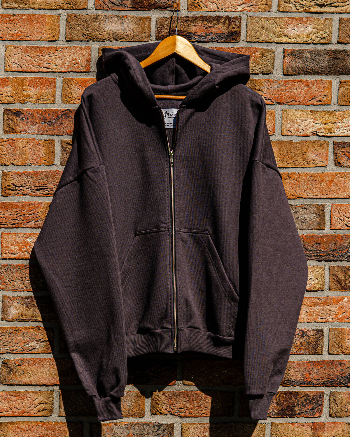 ZIP HOODIE GRAPHITE