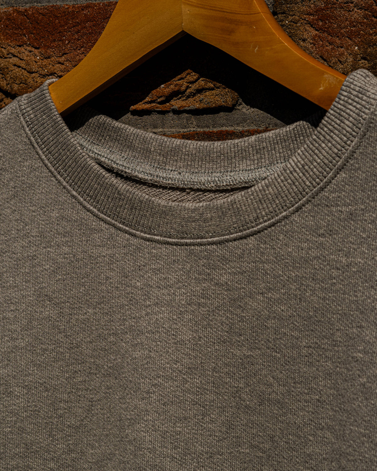 CREWNECK “BASIC” DUST GREY