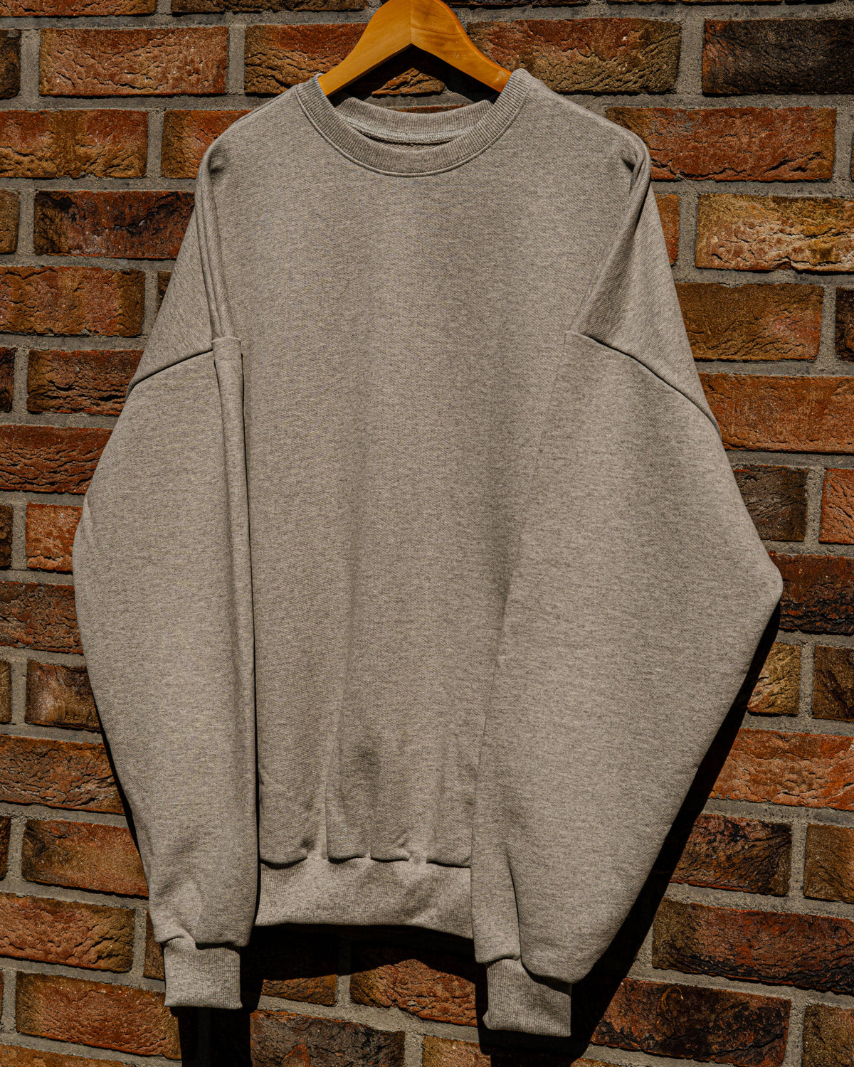 CREWNECK “BASIC” DUST GREY