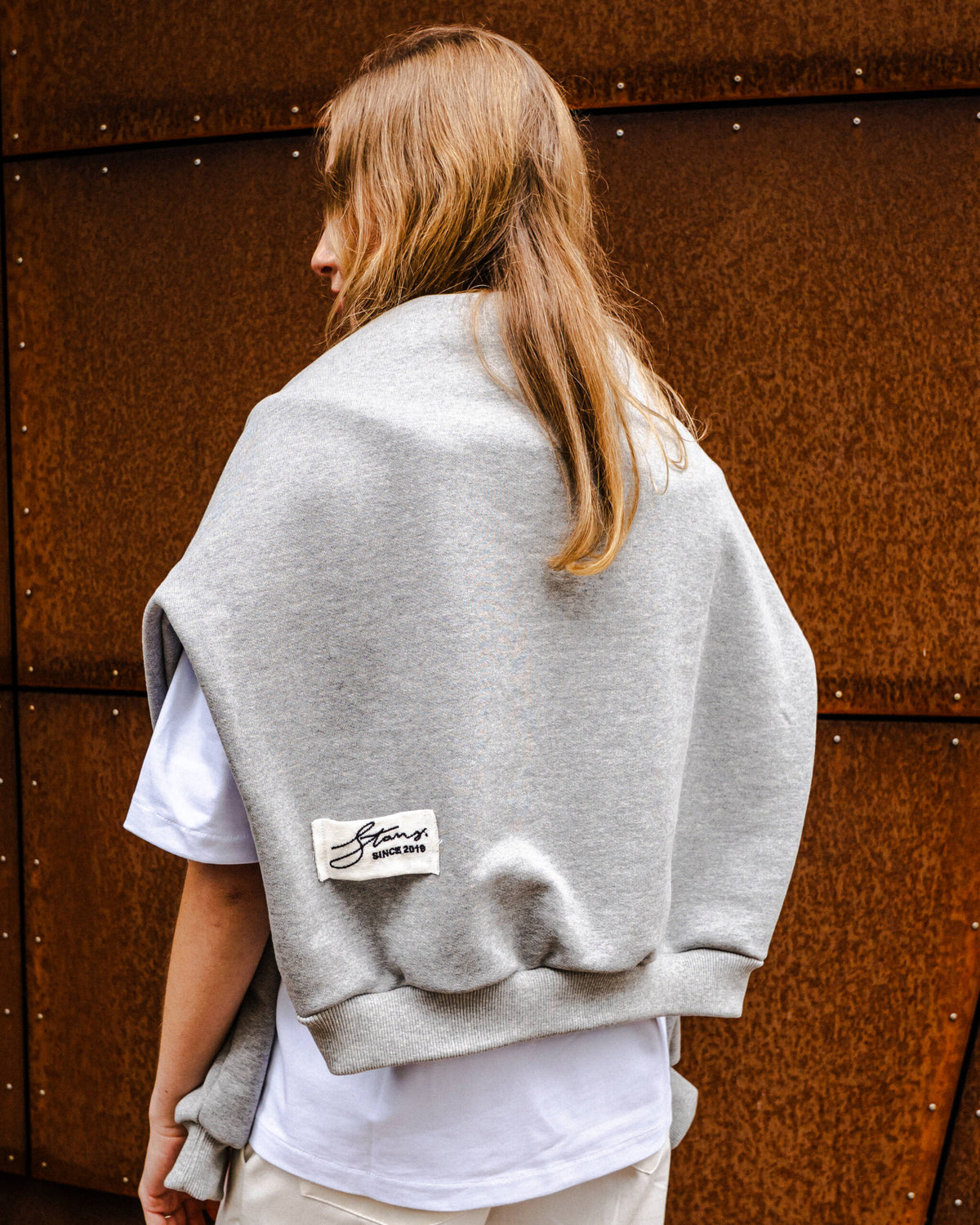CREWNECK “BASIC” DUST GREY